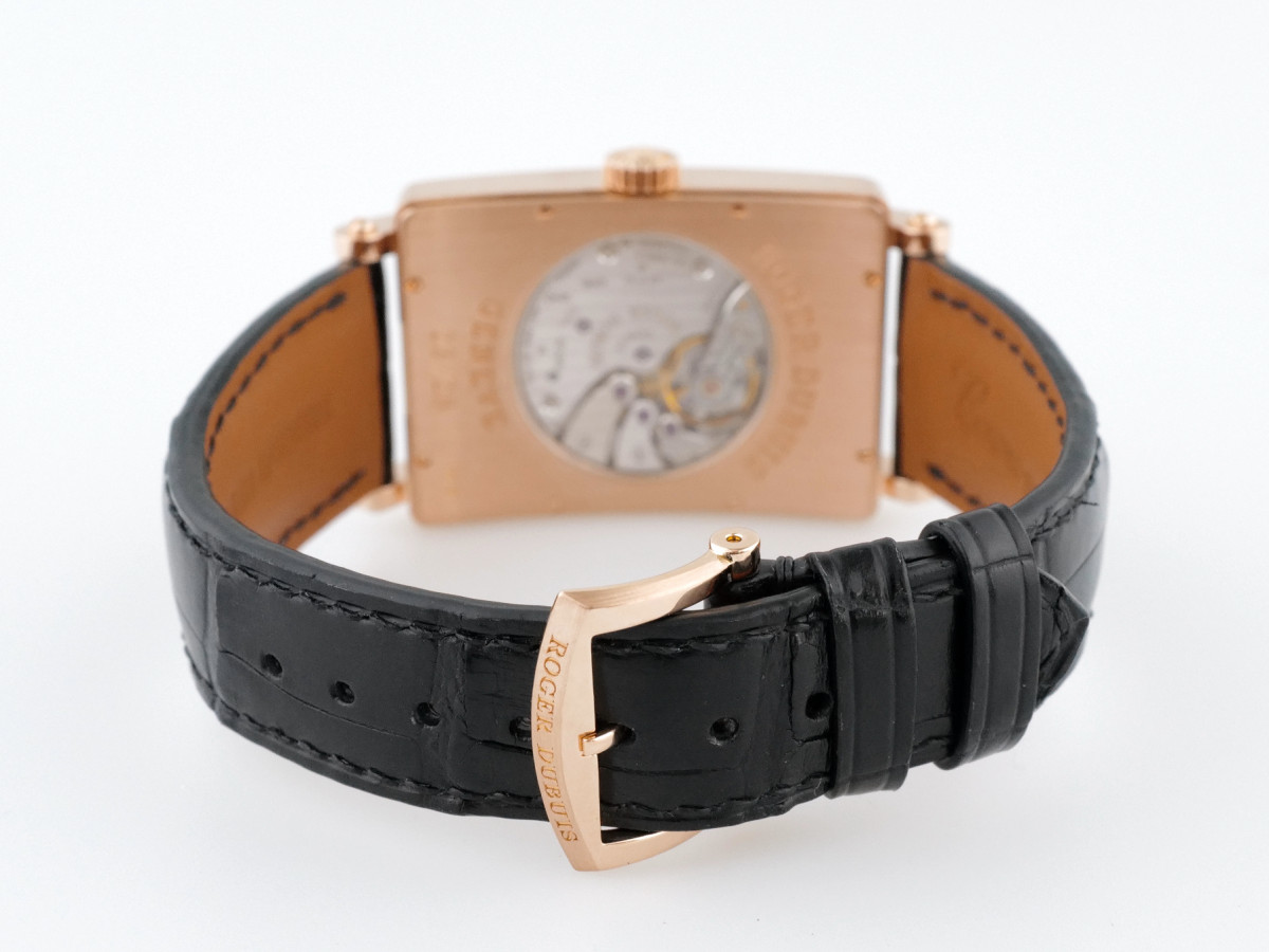 Швейцарские часы Roger Dubuis Much More