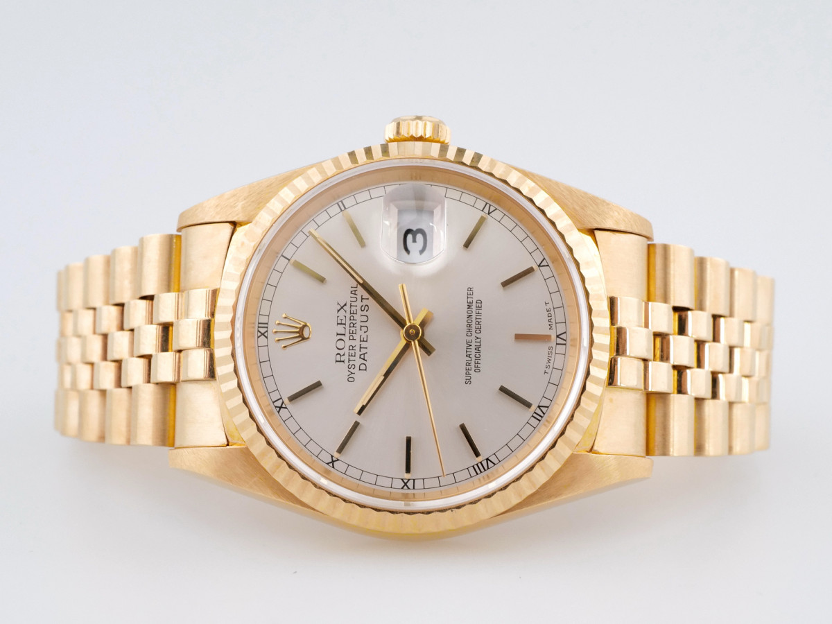 Швейцарские часы Rolex Datejust 18K Yellow Gold