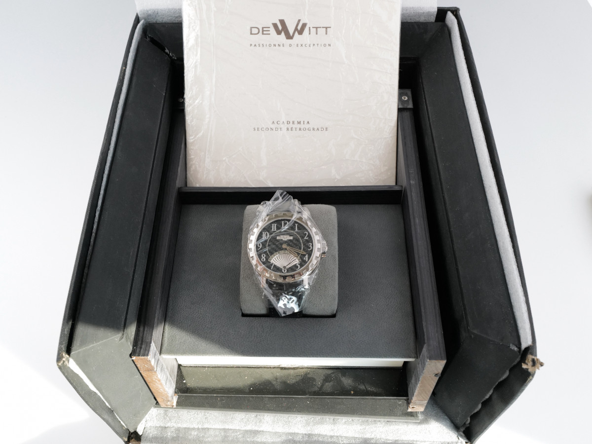 Швейцарський годинник DeWitt Seconde Retrograde
