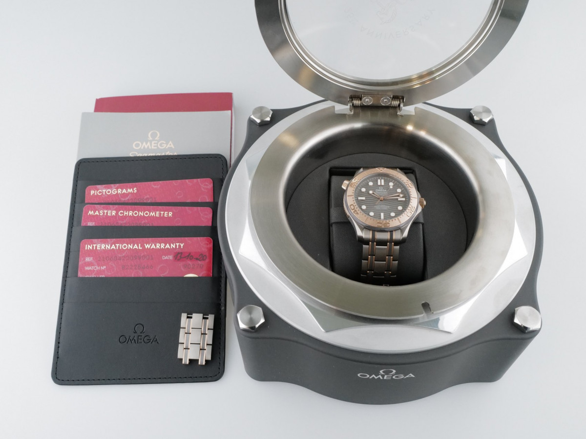 Швейцарские часы Omega Seamaster Diver 300 M Co-Axial Master Chronometer