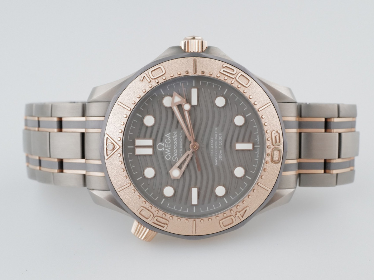 Швейцарские часы Omega Seamaster Diver 300 M Co-Axial Master Chronometer