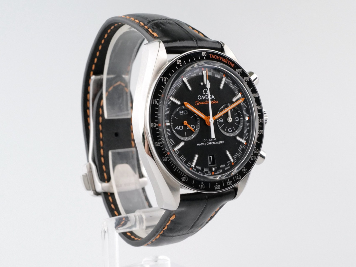 Швейцарские часы Omega Speedmaster Racing Co-Axial Master Chronometer Chronograph