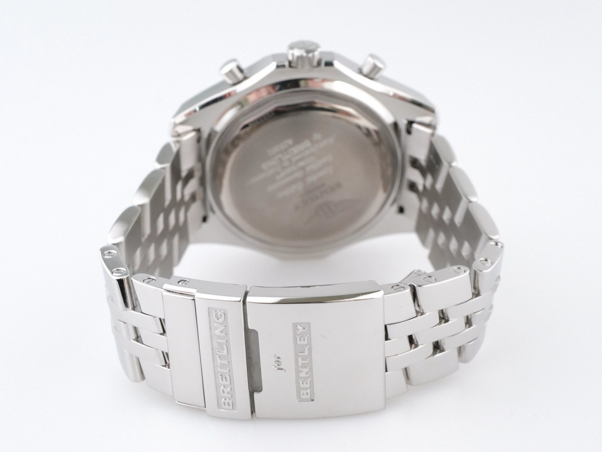 Швейцарський годинник Breitling Bentley Motors