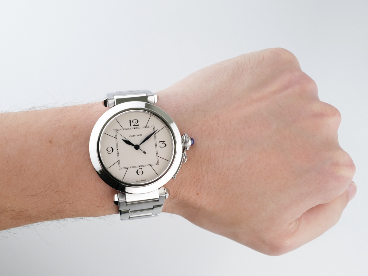 Швейцарський годинник Cartier Pasha