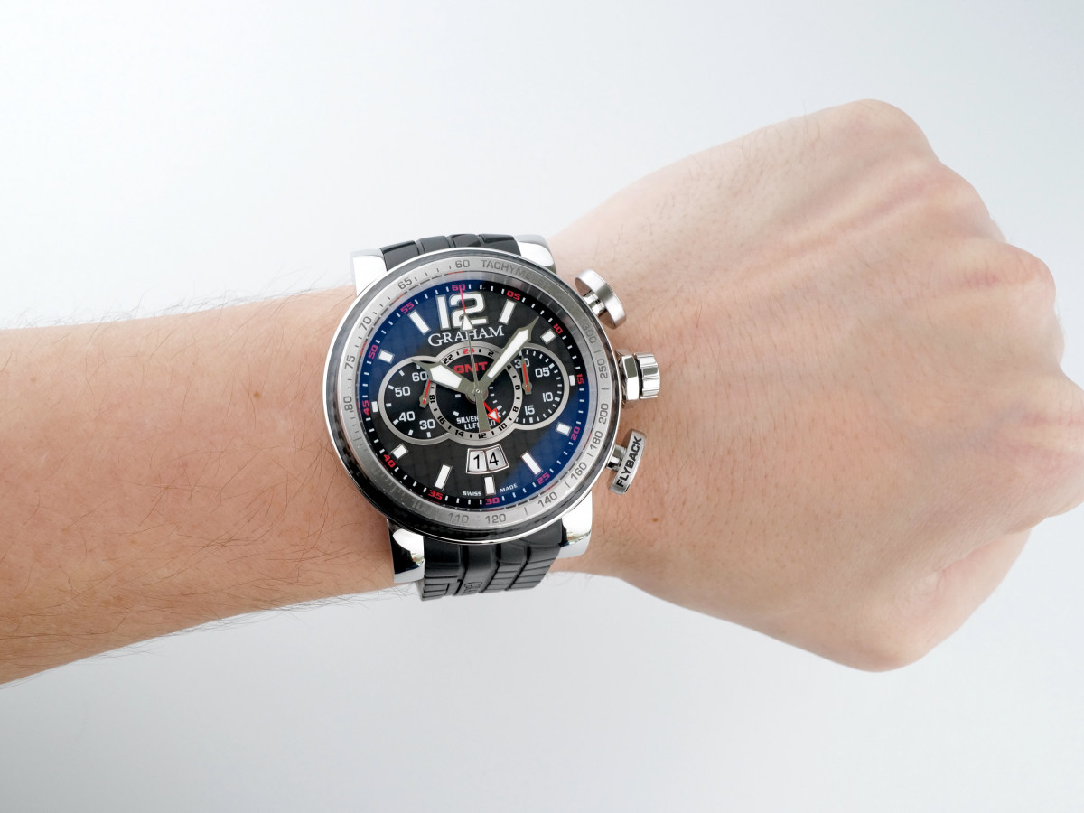 Швейцарський годинник Graham Silverstone Luffield GMT