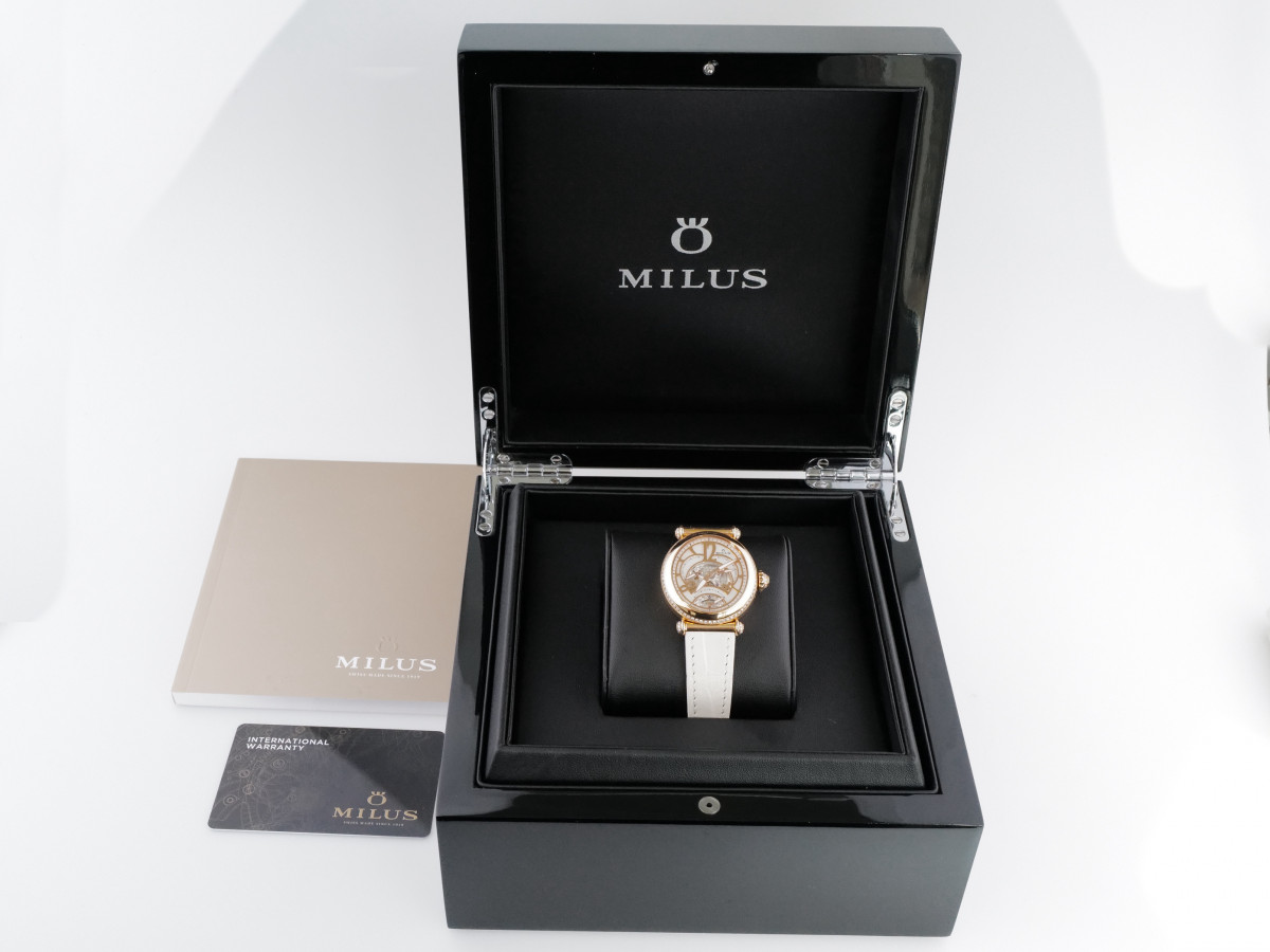 Швейцарские часы Milus Merea Tri-Second 18K Gold