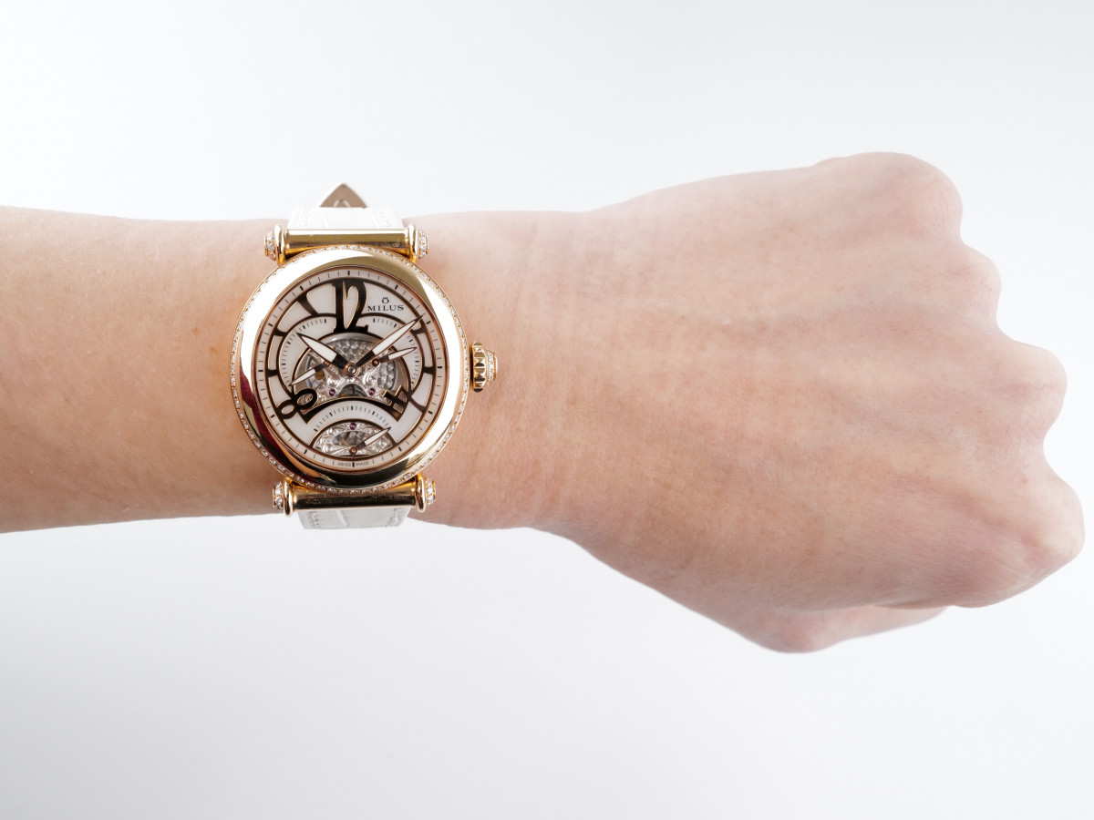 Швейцарские часы Milus Merea Tri-Second 18K Gold