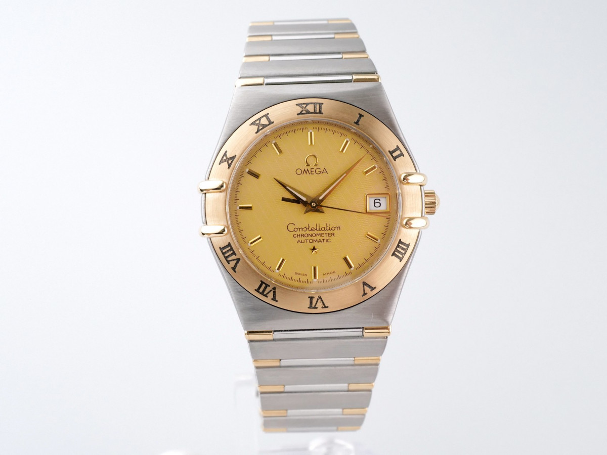 Швейцарские часы Omega Constellation Automatic Steel 18K Yellow Gold 36