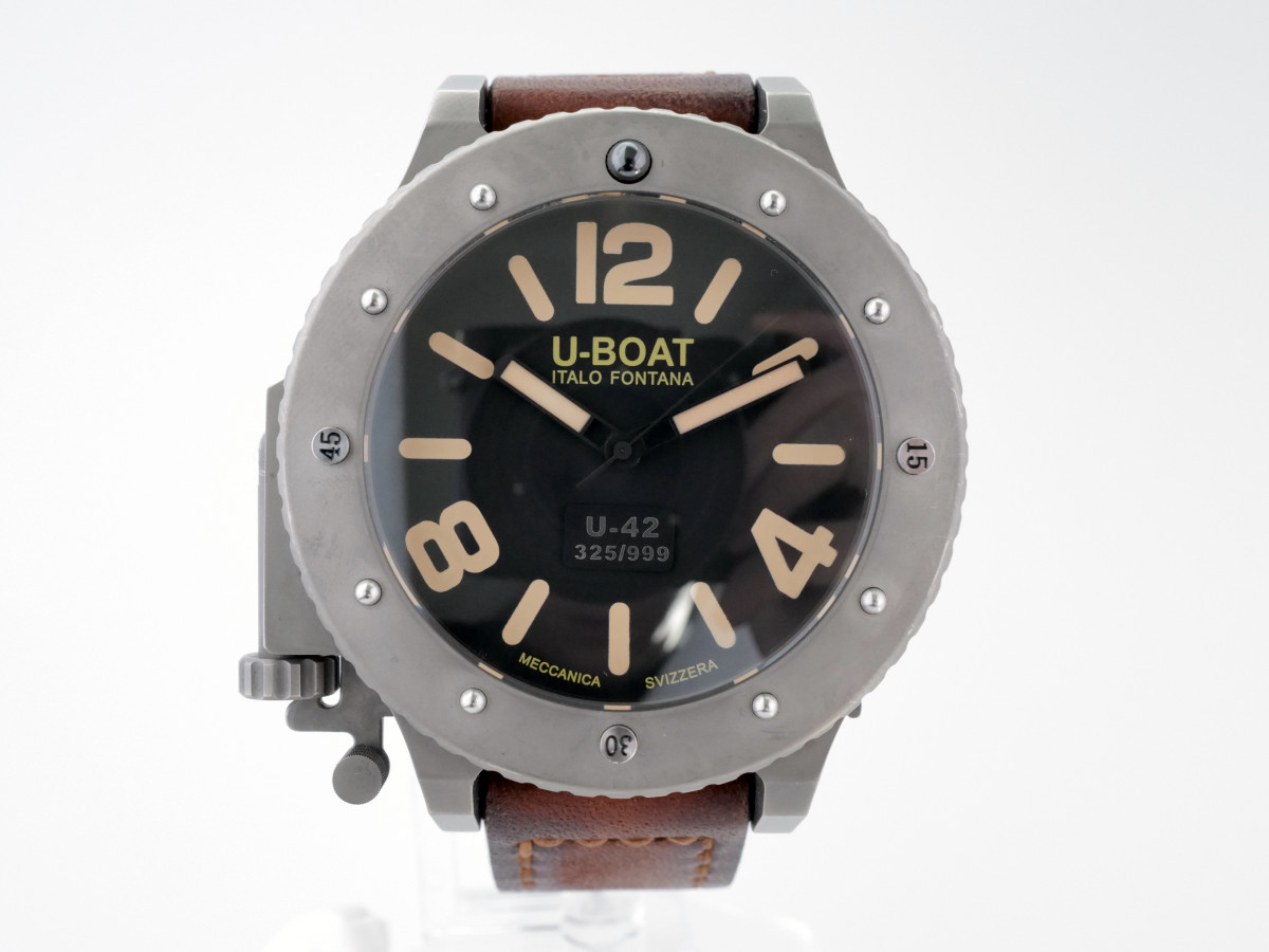 Швейцарський годинник U-Boat U-42