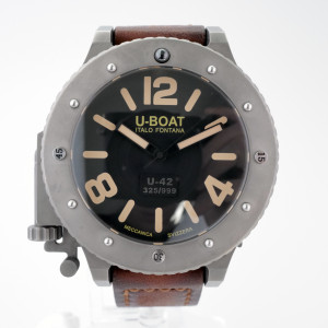 Швейцарський годинник U-Boat U-42
