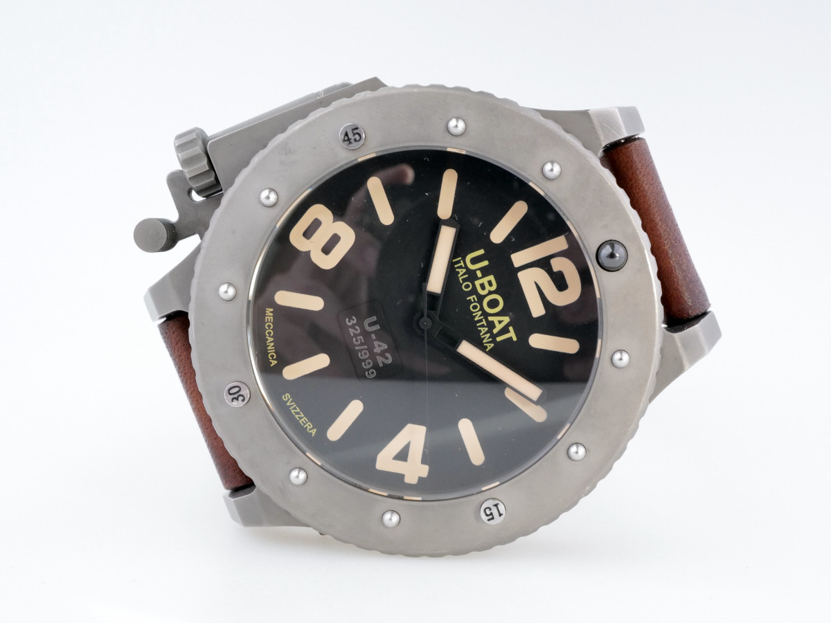 Швейцарський годинник U-Boat U-42