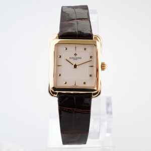 Швейцарские часы Vacheron Constantin Historiques 18K Yellow Gold