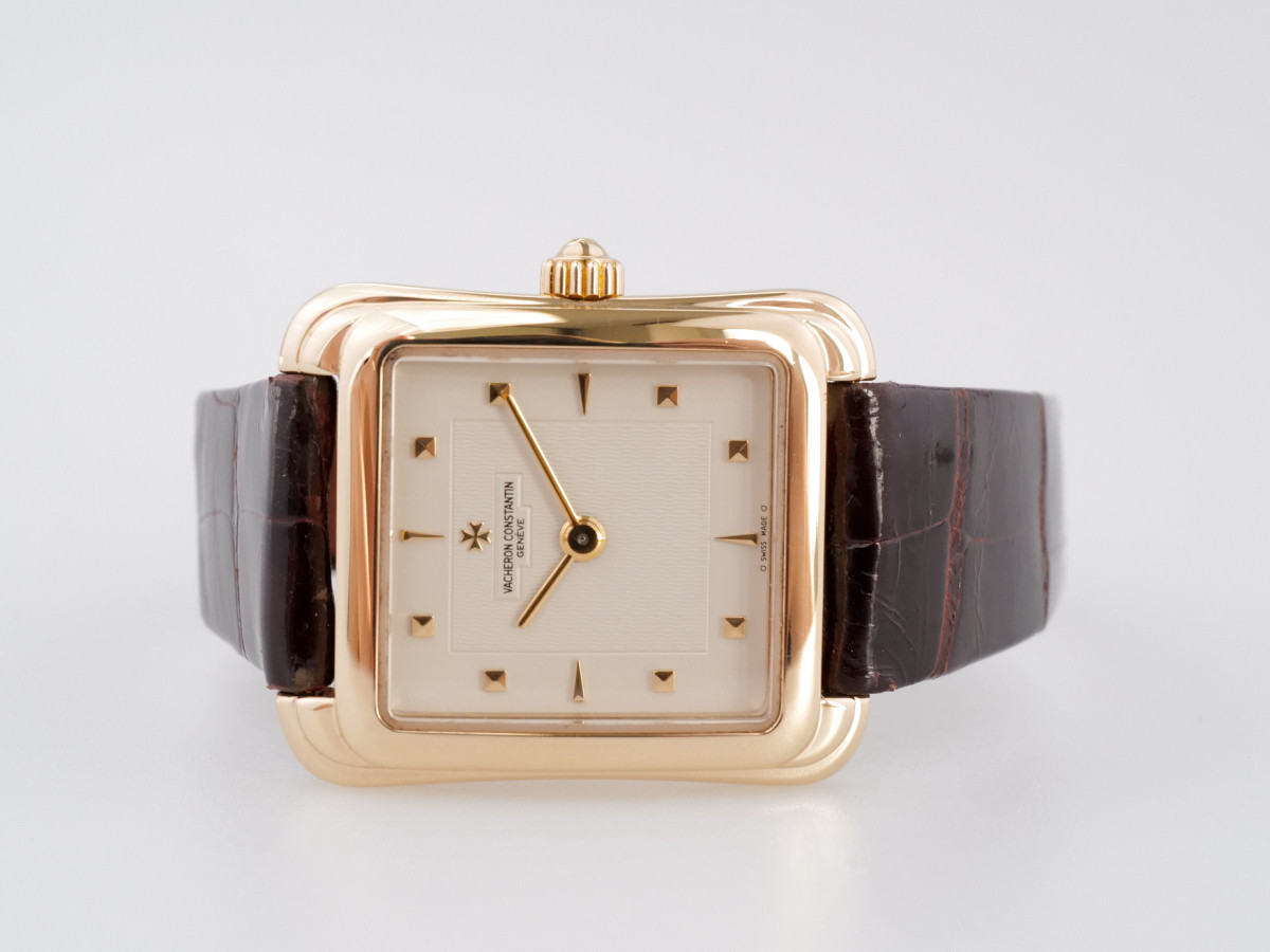 Швейцарские часы Vacheron Constantin Historiques 18K Yellow Gold