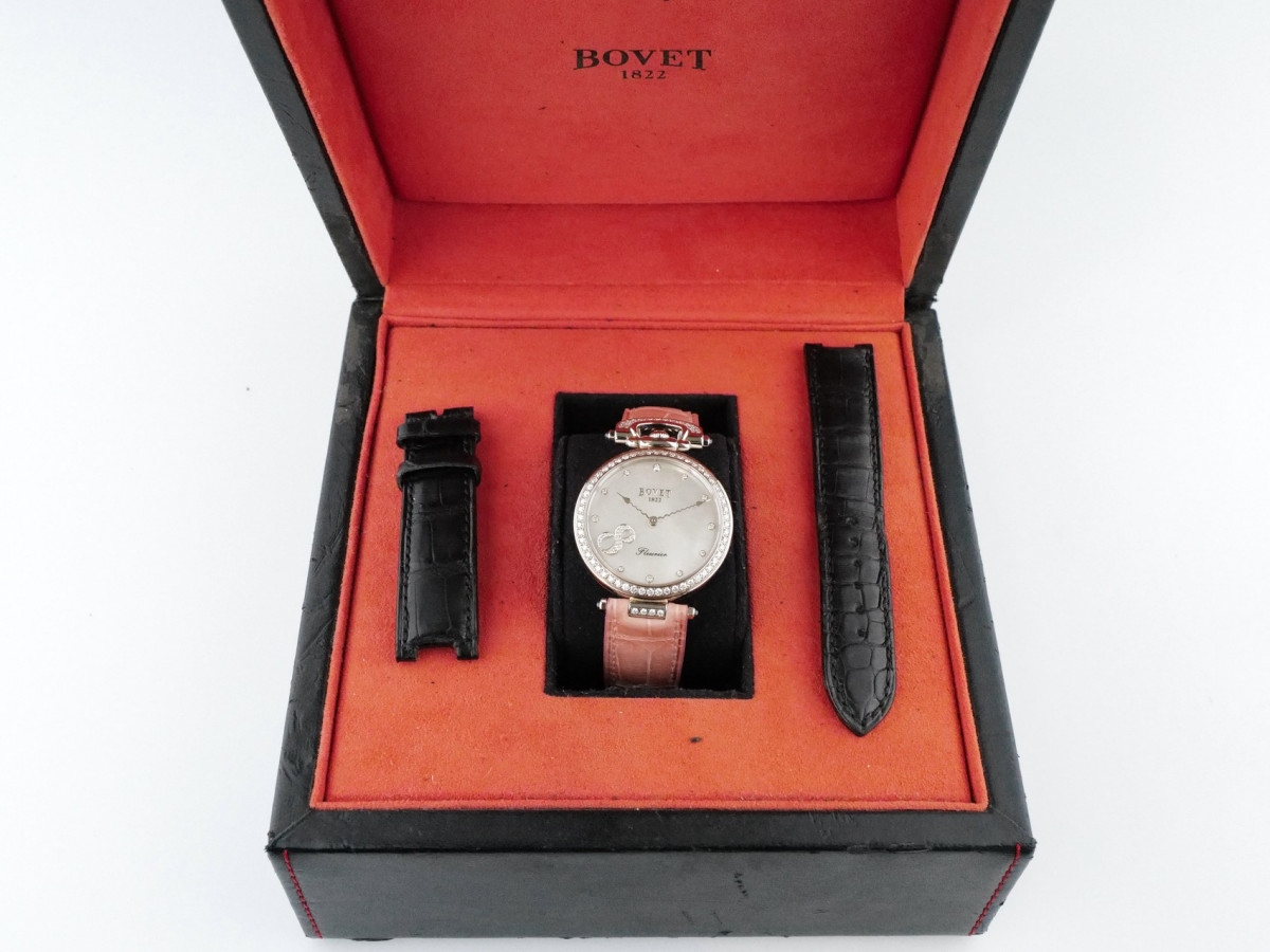 Швейцарський годинник Bovet Fleurier 18K White Gold Diamonds 34