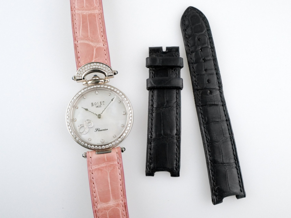 Швейцарський годинник Bovet Fleurier 18K White Gold Diamonds 34