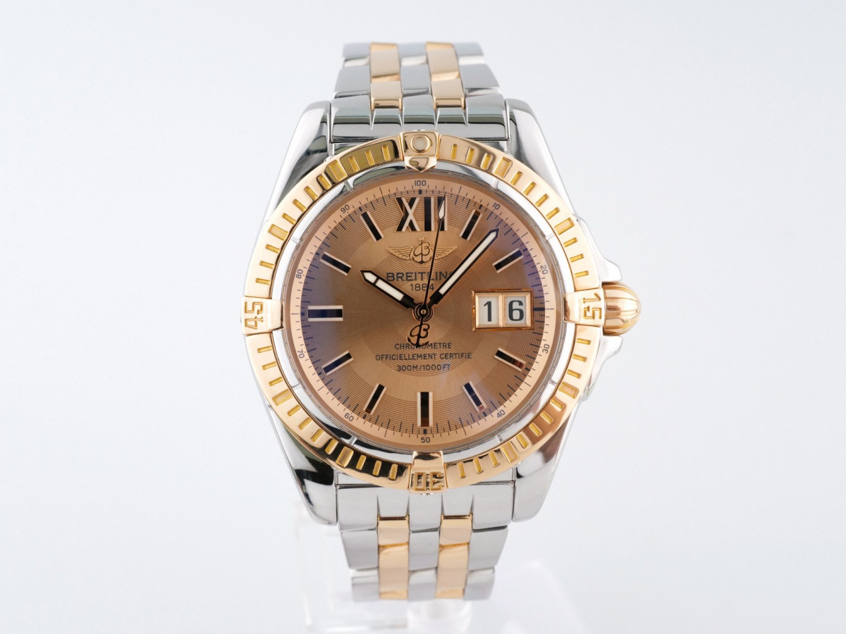 Швейцарський годинник Breitling Galactic 41 Champagne Dial