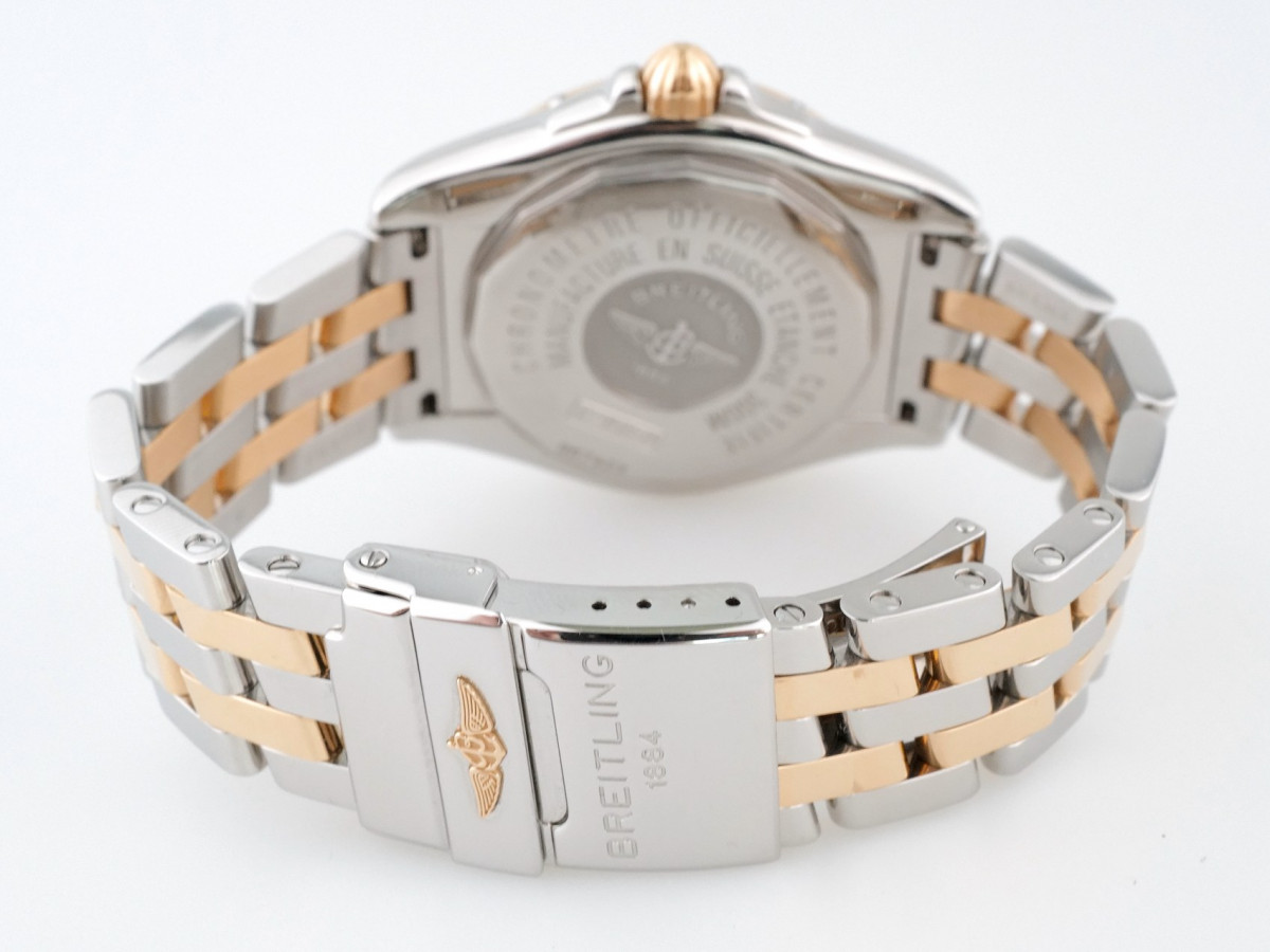 Швейцарський годинник Breitling Galactic 41 Champagne Dial