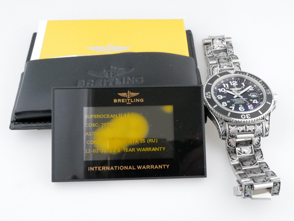 Швейцарський годинник Breitling Superocean II 44 Custom