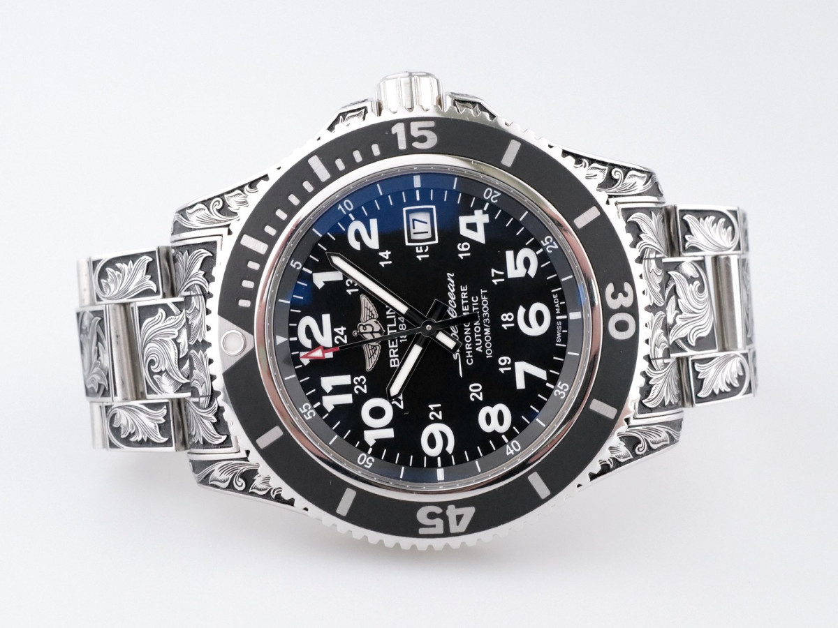 Швейцарський годинник Breitling Superocean II 44 Custom