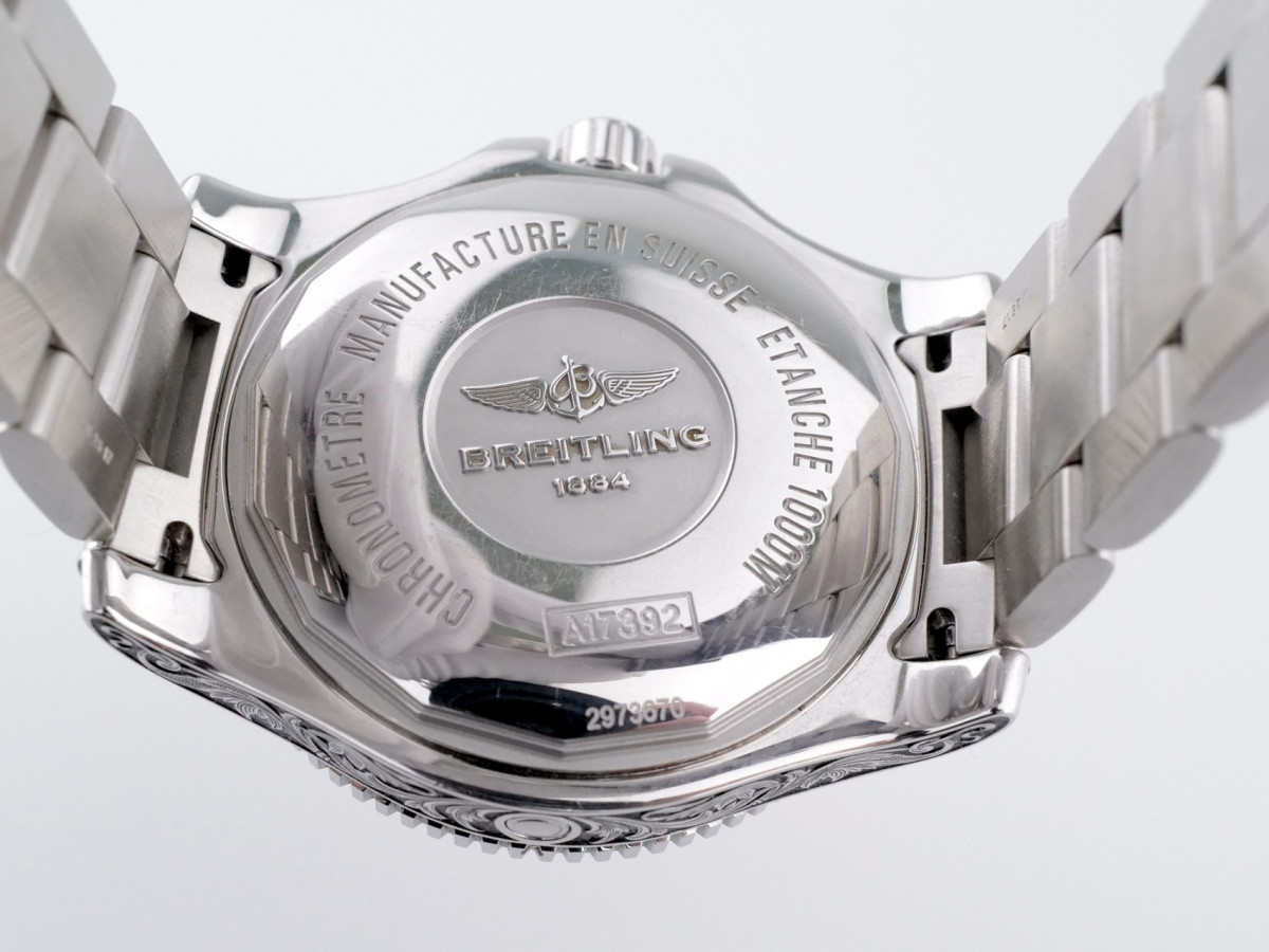 Швейцарський годинник Breitling Superocean II 44 Custom