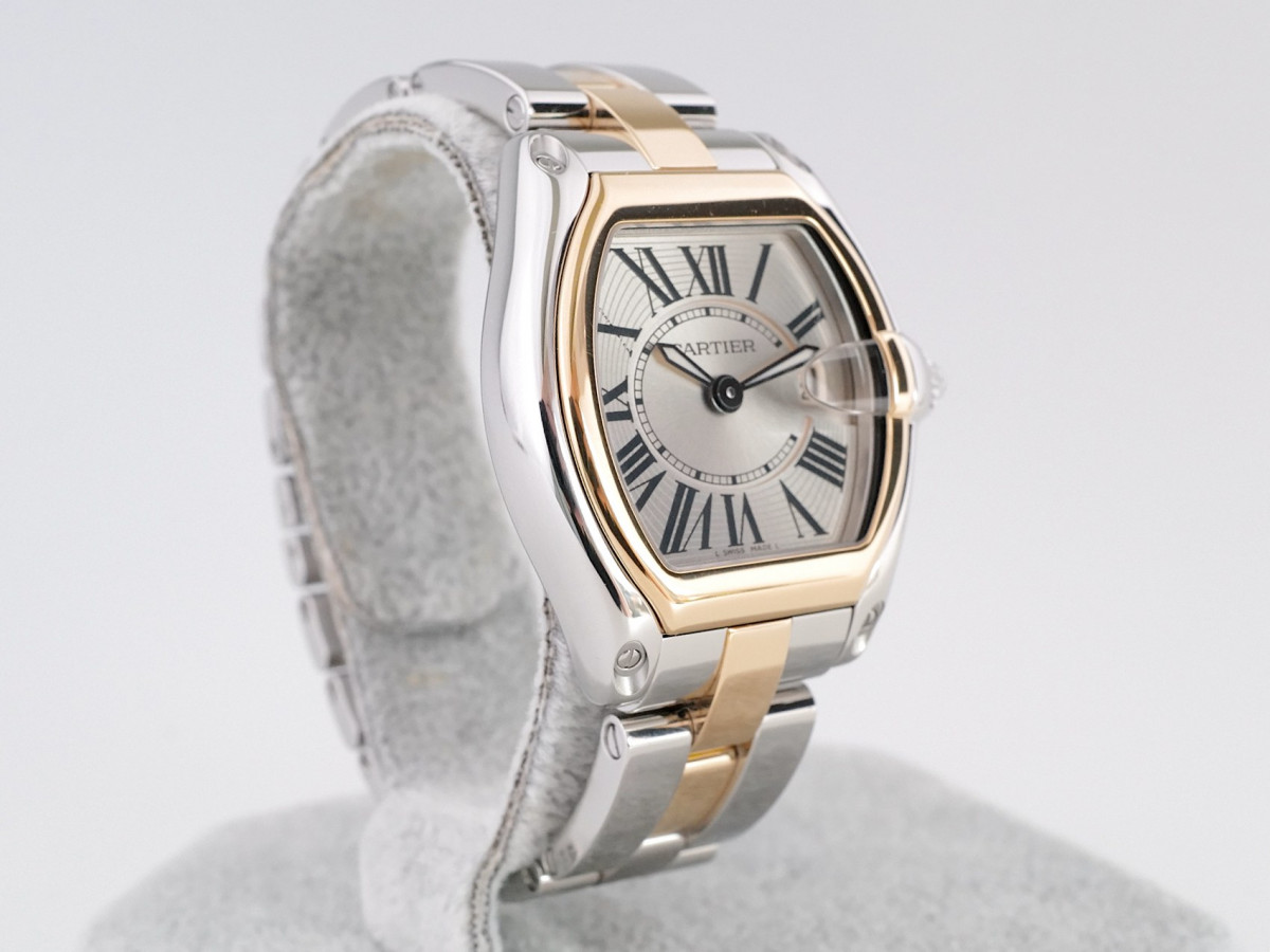 Швейцарський годинник Cartier Roadster Ladies Gold Steel