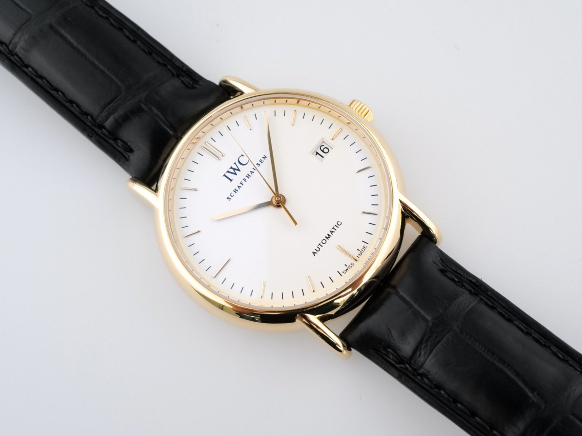 Швейцарський годинник IWC Portofino 18K Yellow Gold