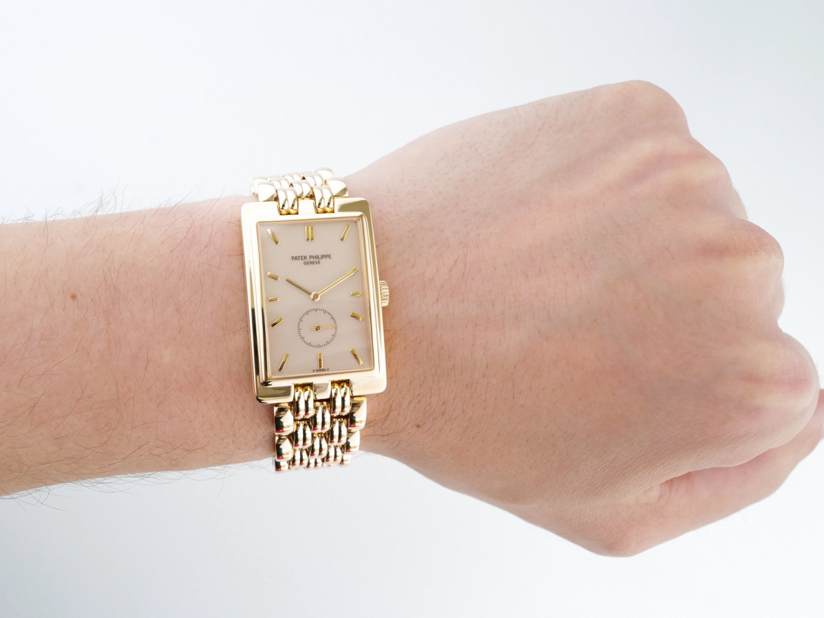 Швейцарские часы Patek Philippe Gondolo Manual Wind 18K Yellow Gold