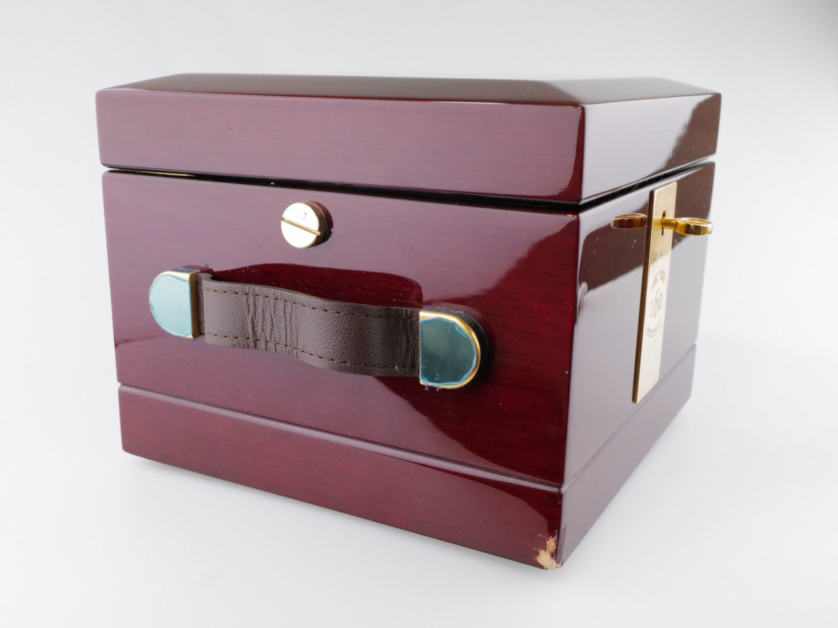 Швейцарские часы Ulysse Nardin Brass Barometer 