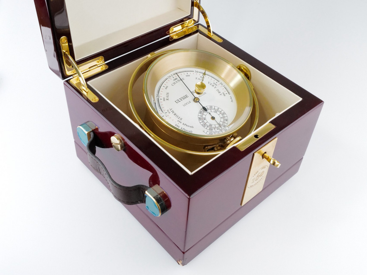 Швейцарские часы Ulysse Nardin Brass Barometer 
