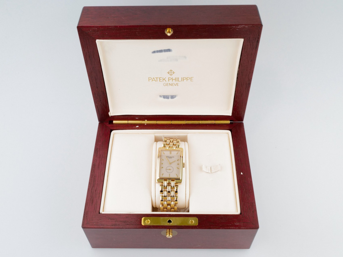 Швейцарские часы Patek Philippe Gondolo Manual Wind 18K Yellow Gold