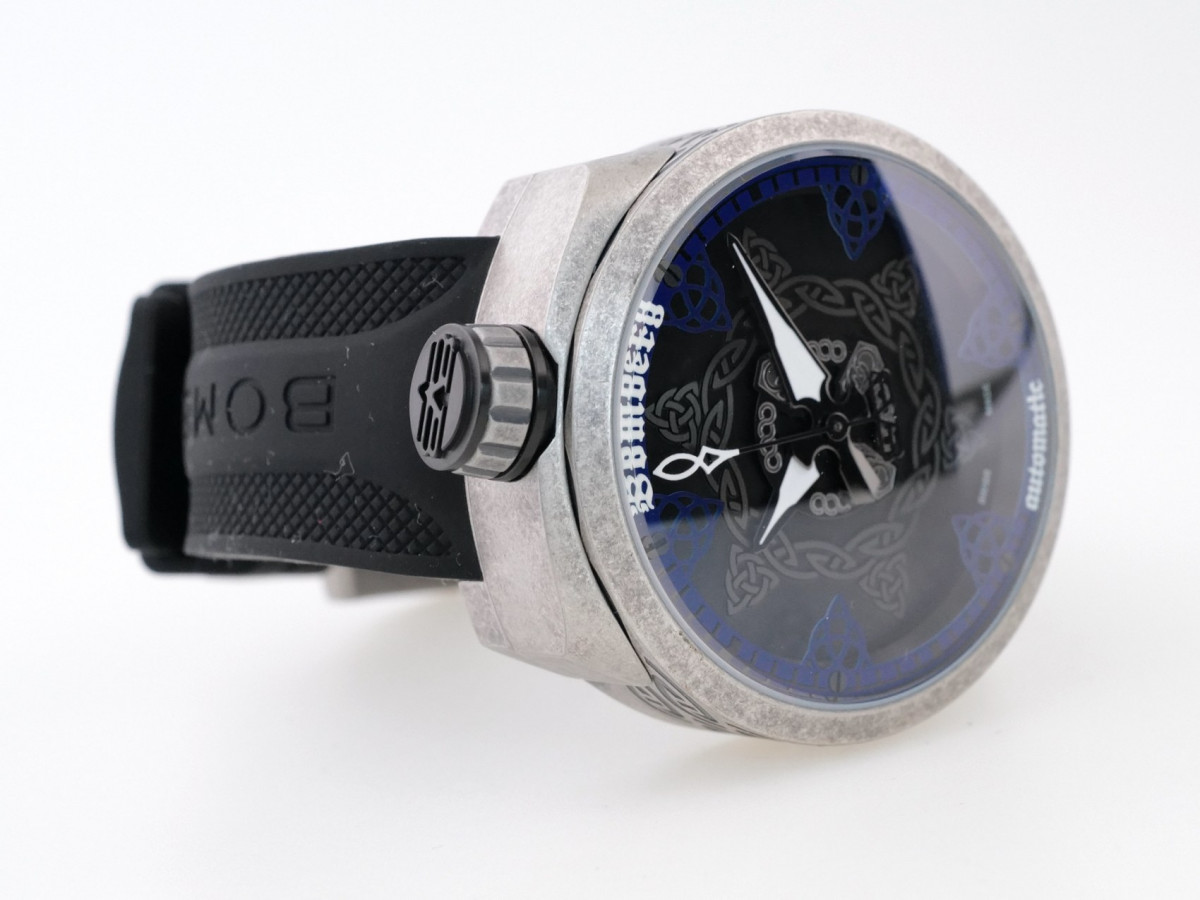 Швейцарський годинник Bomberg Bolt-68 Blue Dial