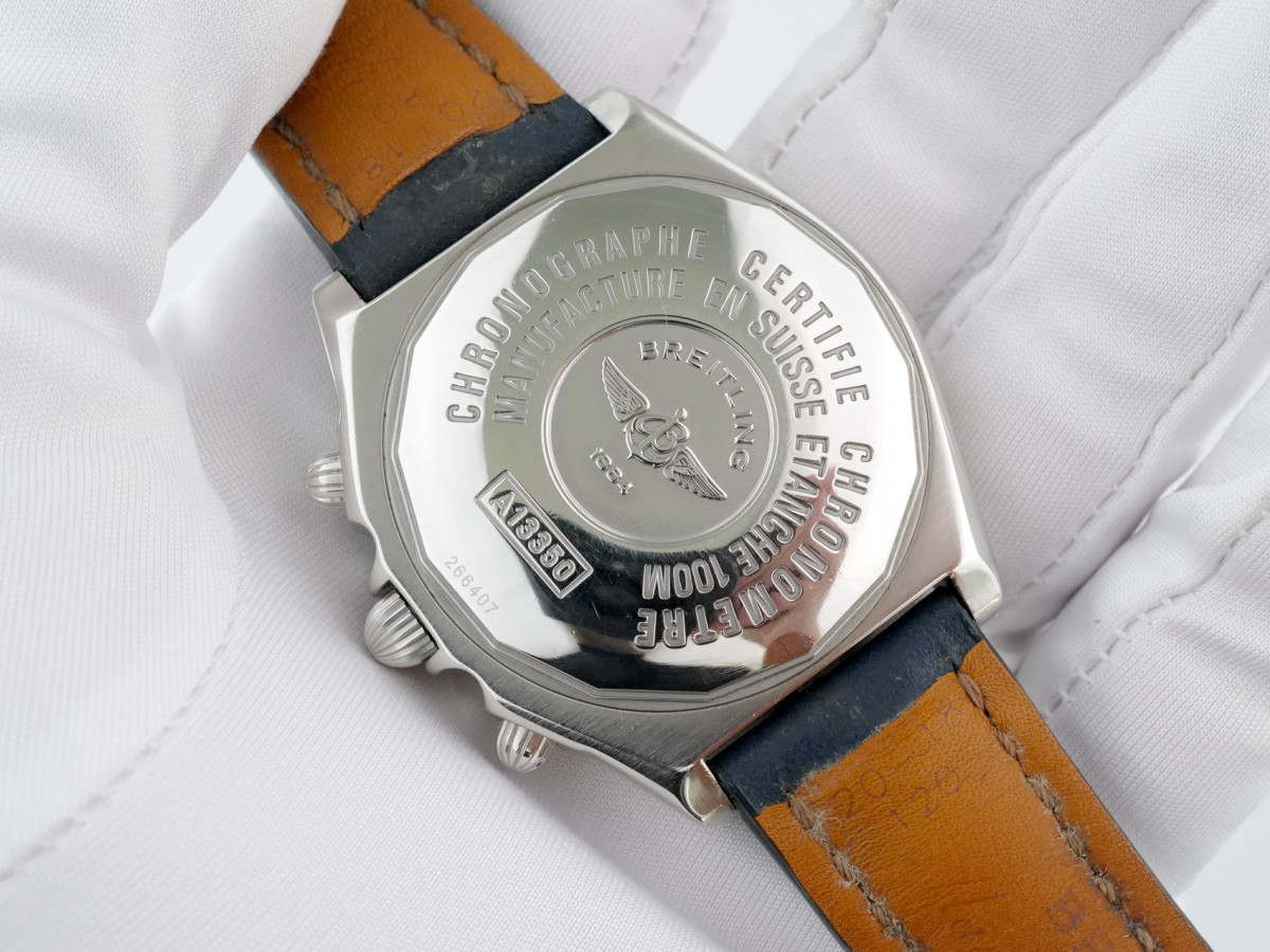 Swiss watch Breitling Blackbird