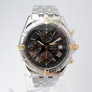 Швейцарський годинник Breitling Crosswind Chronograph