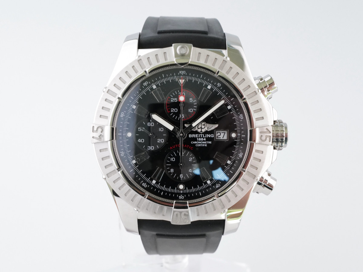 Швейцарський годинник Breitling Super Avenger Black Dial Rubber Strap
