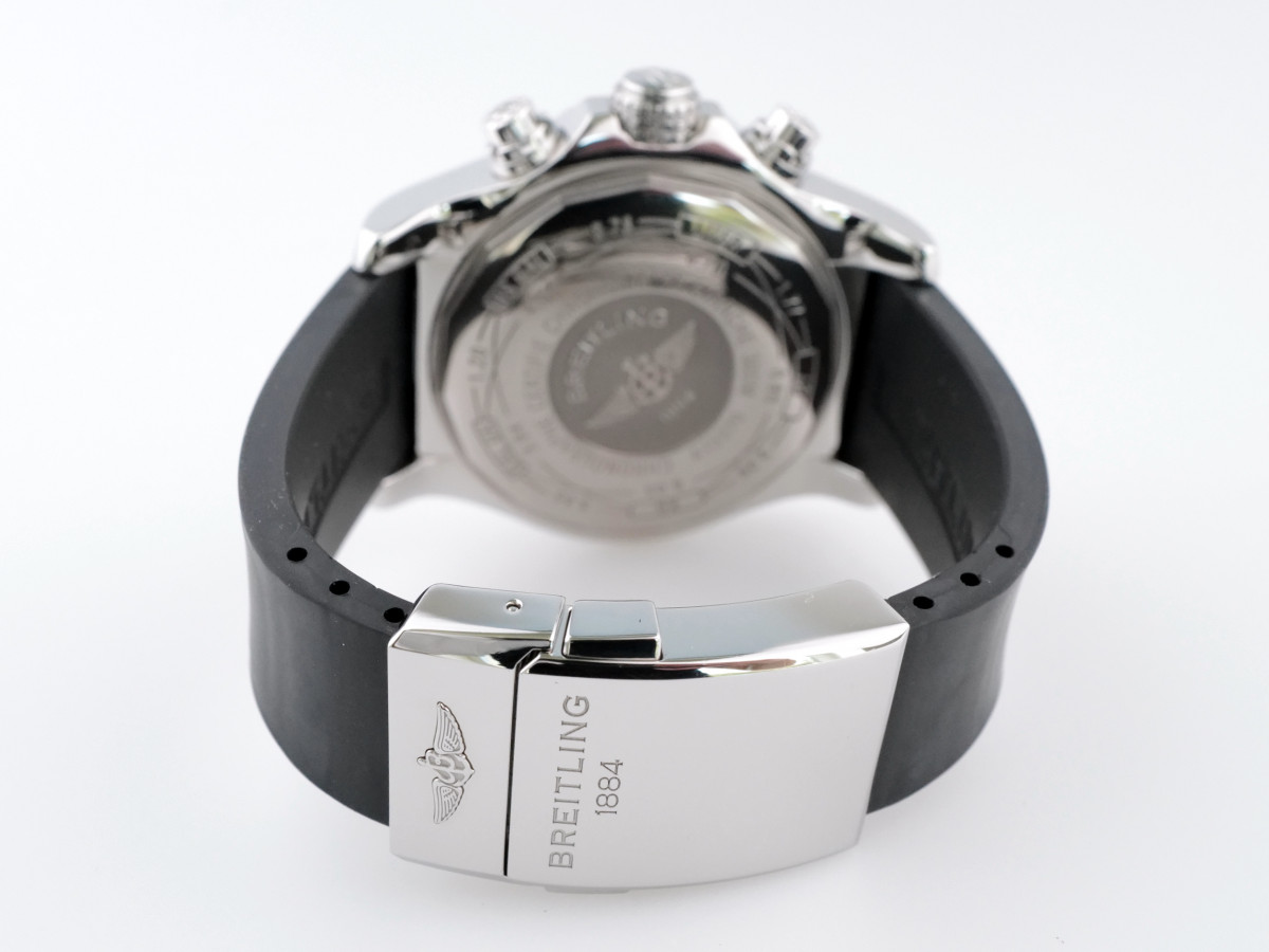 Швейцарський годинник Breitling Super Avenger Black Dial Rubber Strap
