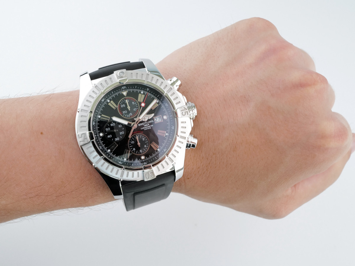 Швейцарський годинник Breitling Super Avenger Black Dial Rubber Strap