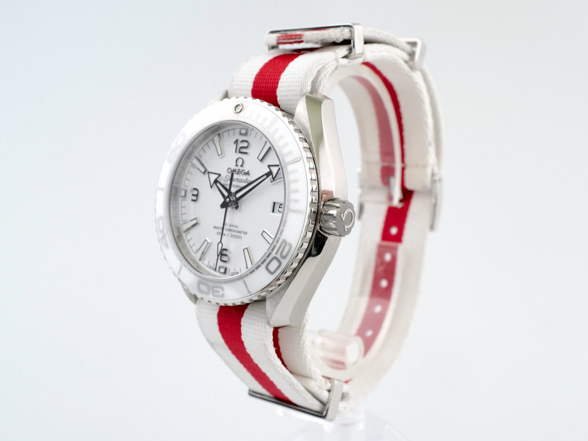 Swiss watch Omega Seamaster Planet Ocean 600M Co-Axial Chronometer 37,5 mm