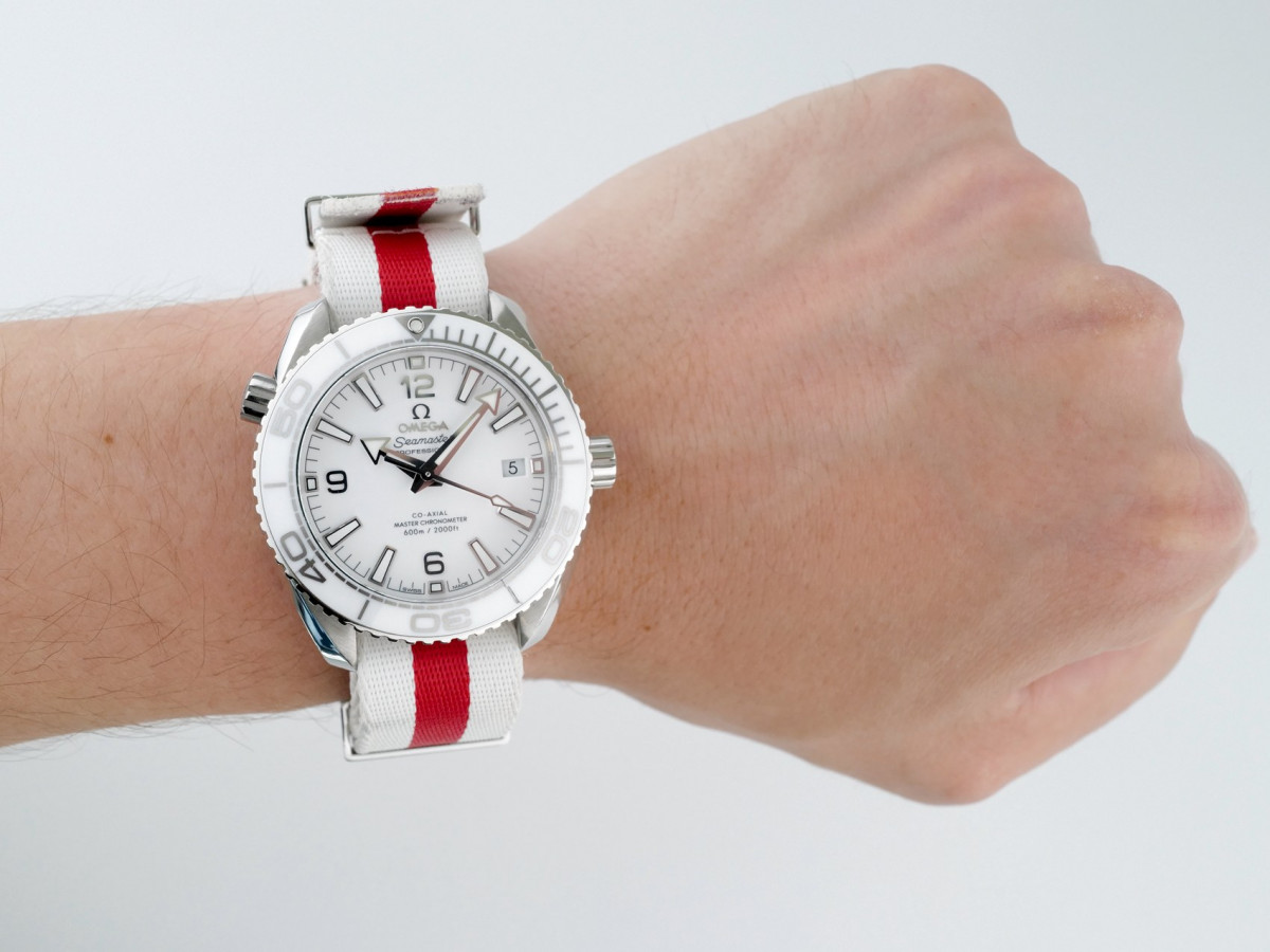 Swiss watch Omega Seamaster Planet Ocean 600M Co-Axial Chronometer 37,5 mm