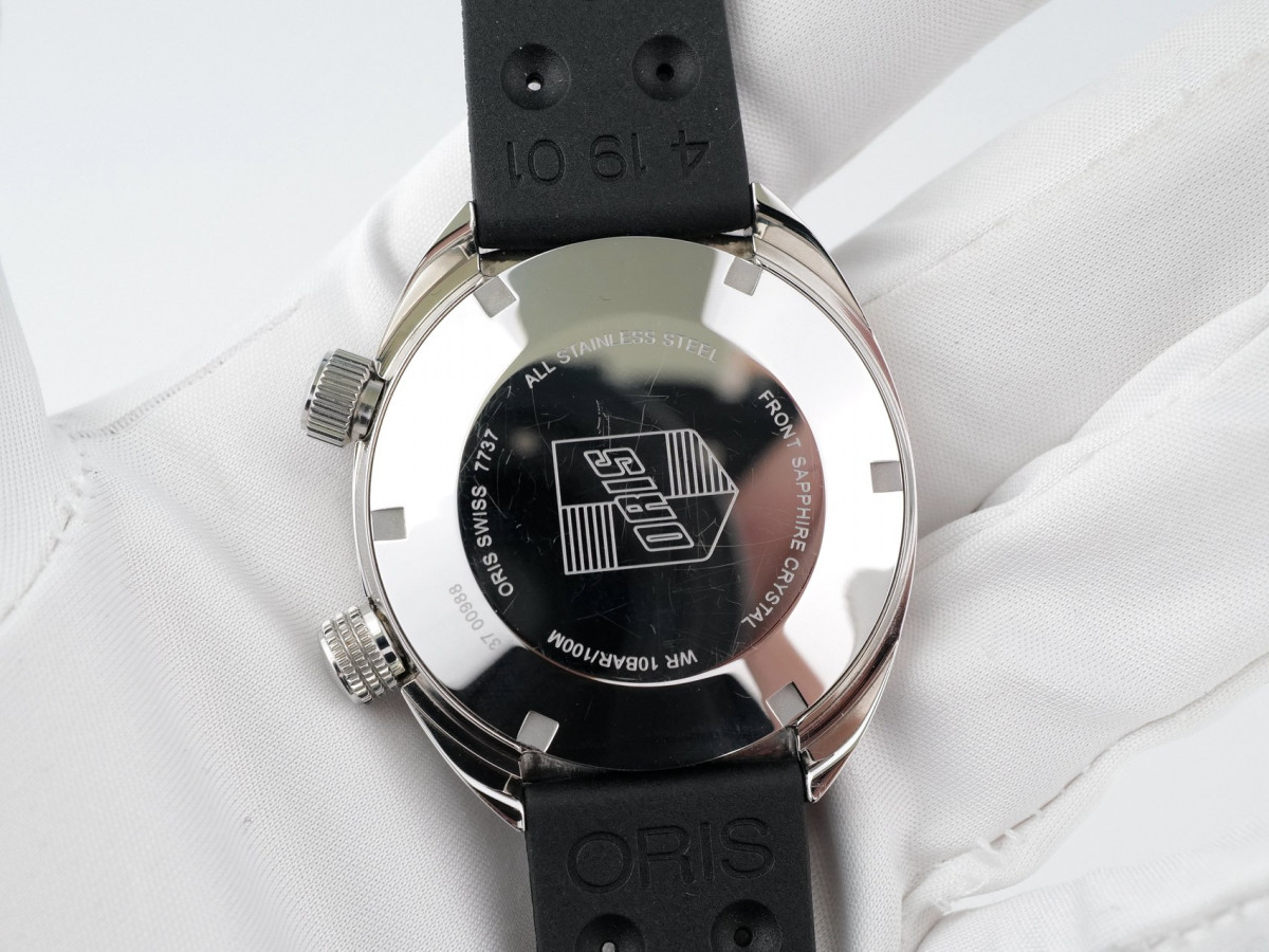 Швейцарський годинник Oris Chronoris Date