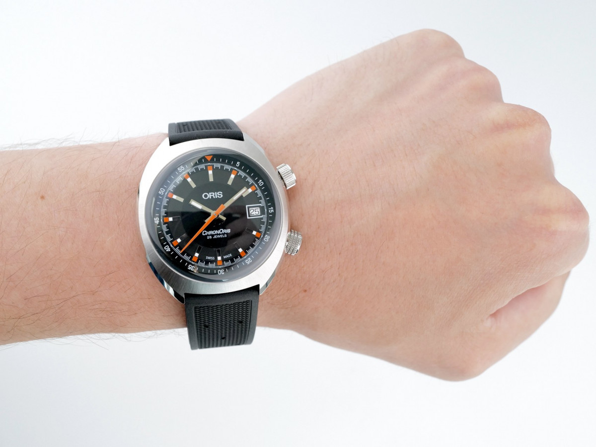 Швейцарський годинник Oris Chronoris Date