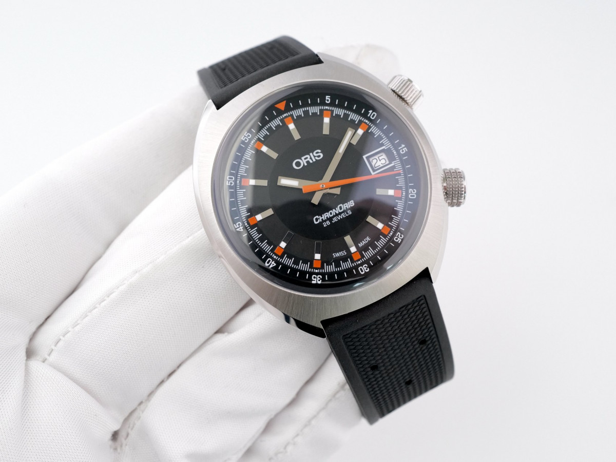 Швейцарський годинник Oris Chronoris Date