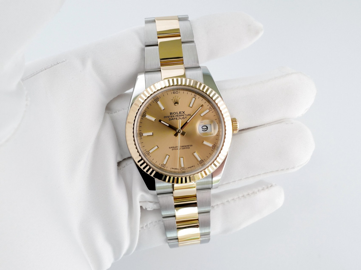 Швейцарський годинник Rolex Datejust 41 Champagne Dial Steel and 18K Yellow Gold Oyster