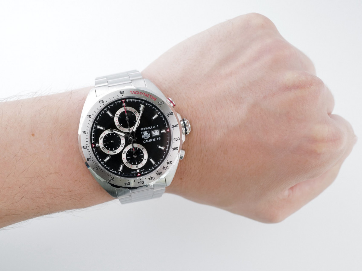 Швейцарський годинник Tag Heuer Formula 1 Automatic Chronograph