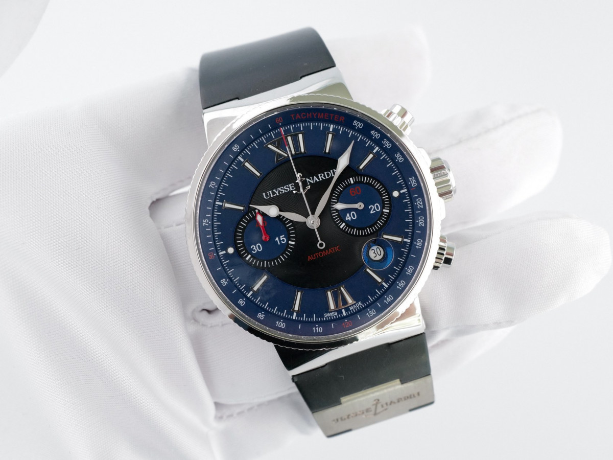 Швейцарские часы Ulysse Nardin Maxi Marine Chronograph Blue Dial