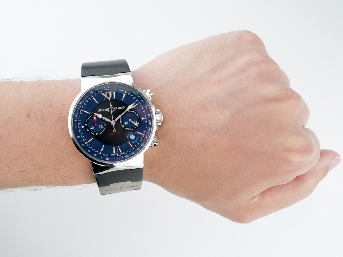 Швейцарские часы Ulysse Nardin Maxi Marine Chronograph Blue Dial