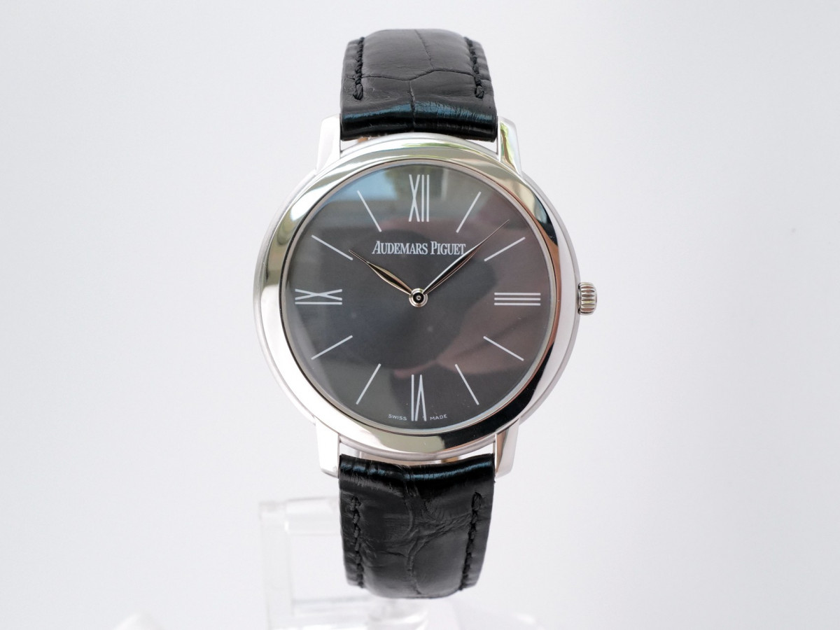 Швейцарские часы Audemars Piguet Jules Audemars 18K White Gold