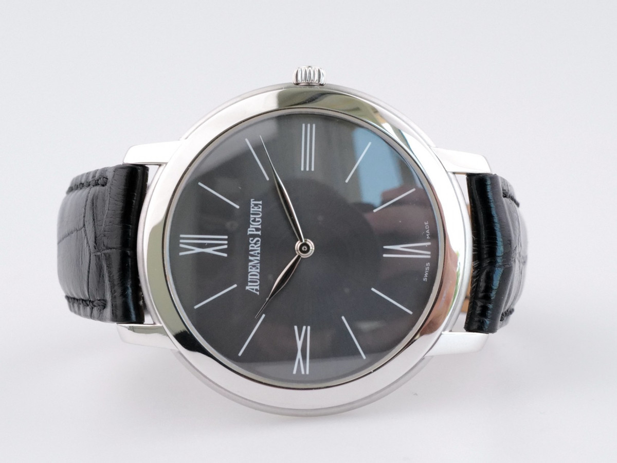 Швейцарские часы Audemars Piguet Jules Audemars 18K White Gold