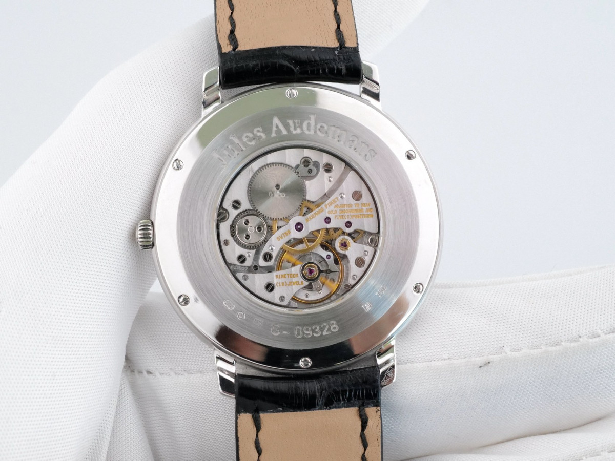 Швейцарские часы Audemars Piguet Jules Audemars 18K White Gold
