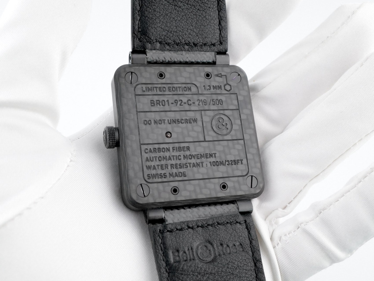 Швейцарський годинник Bell and Ross Aviation Carbon Fiber
