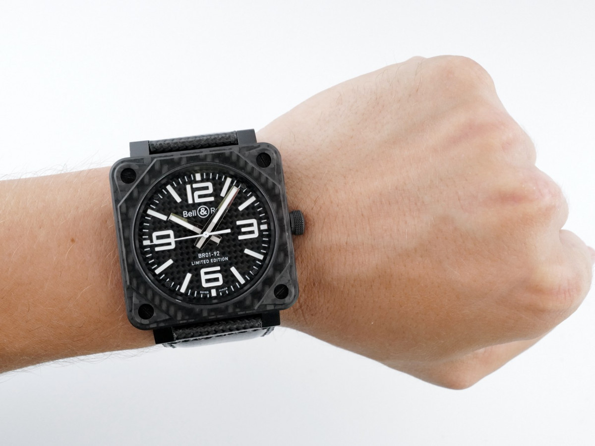 Швейцарський годинник Bell and Ross Aviation Carbon Fiber